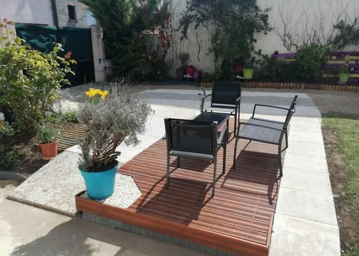Logement+Parking Proche Metro - Total Autonome