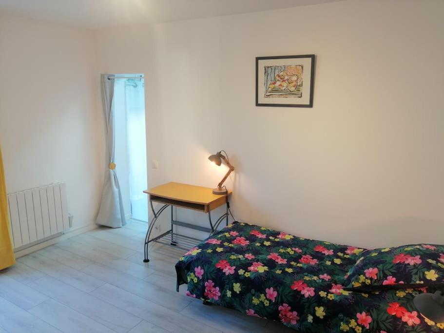 Logement+parking Proche Metro - Total Autonome Homestay